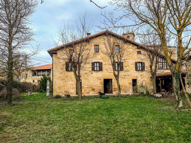 Villas, palacios y propiedades privadas